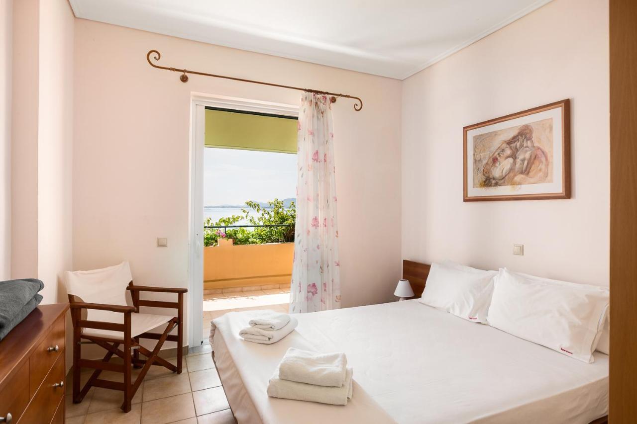 Riviera Barbati - Villa Angela Bagian luar foto